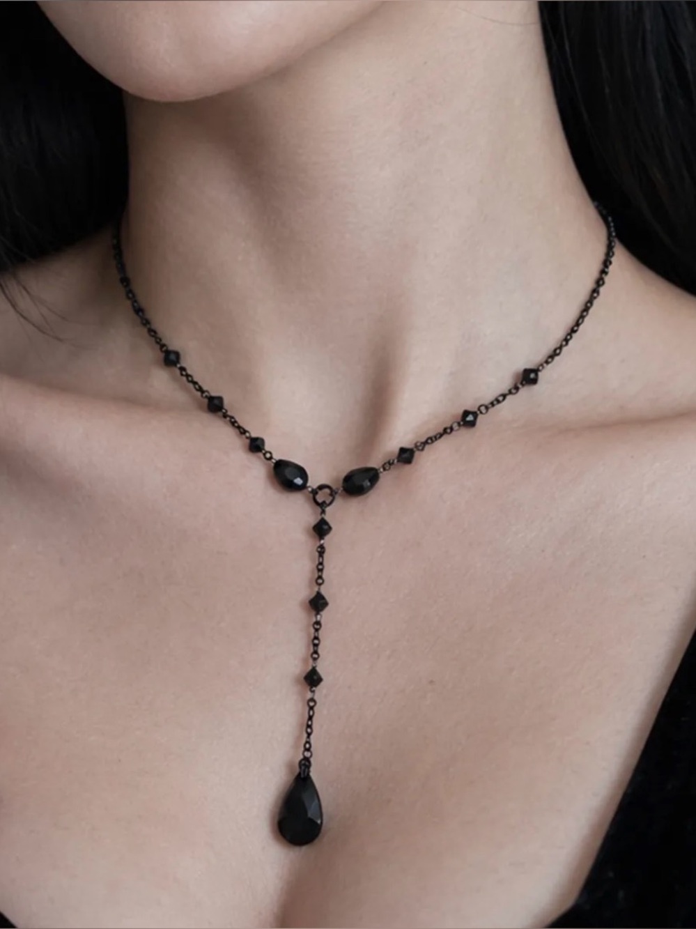 Black Teardrop Y-Necklace - Women Jewelry